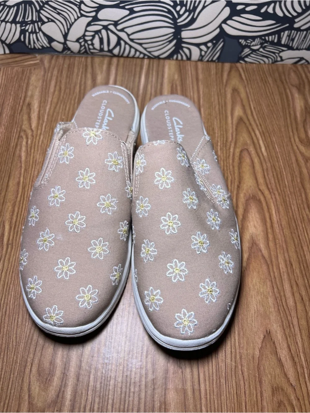 Clarks Cloudsteppers Breeze Shore Mule Clog Womens Sz 6.5_2